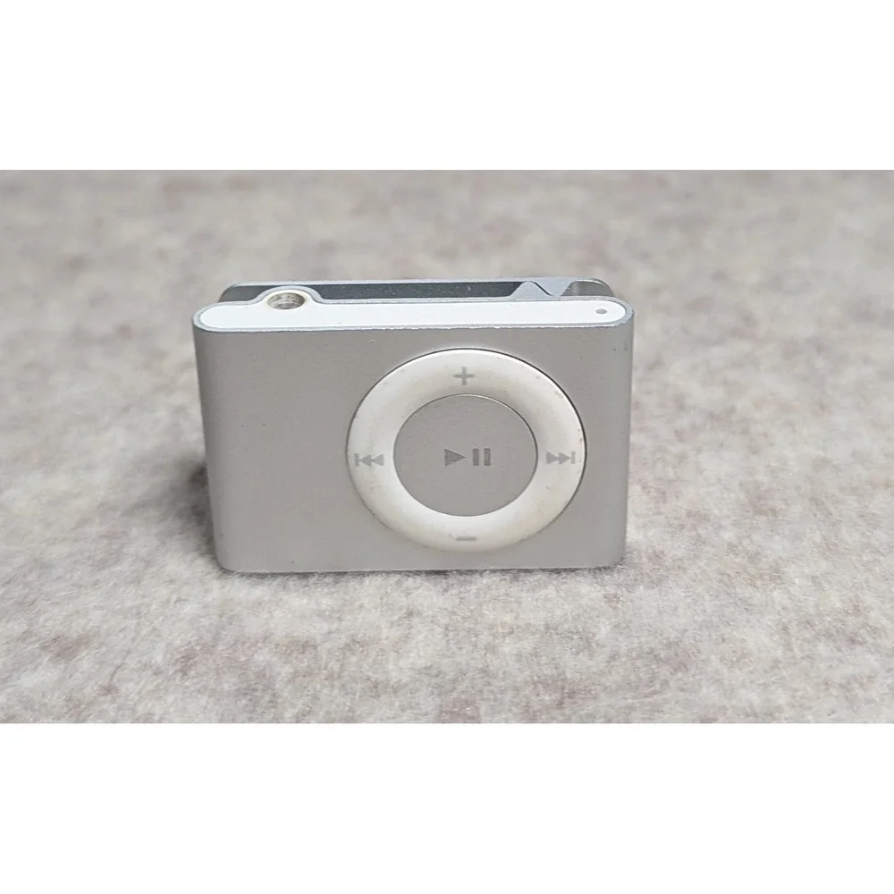 Apple iPod Shuffle 2nd Generation Silver A1204 MP3 Player Untested